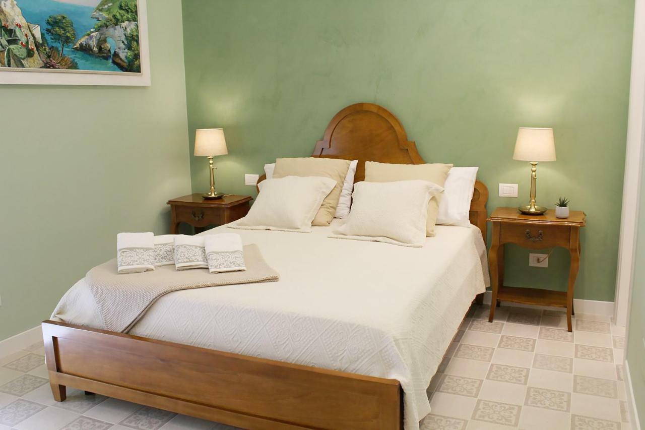 Bed & Breakfast Estlevante 2*