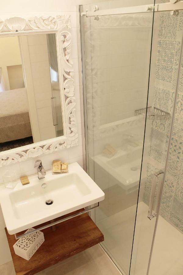 Bed & Breakfast Estlevante 2*