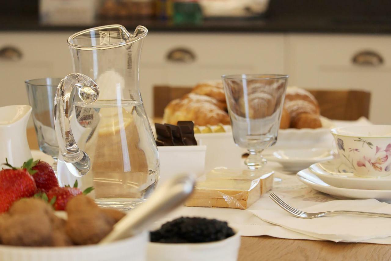 Bed & Breakfast Estlevante 2*